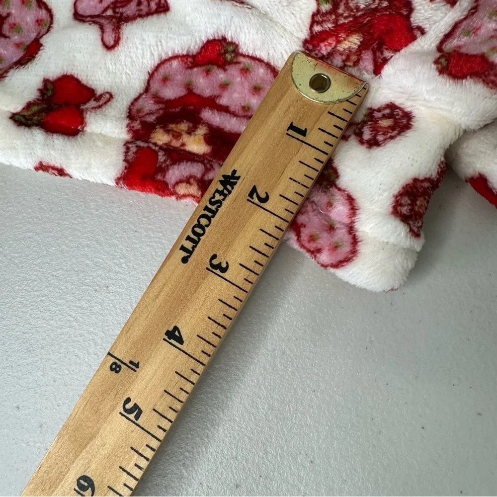 Strawberry Shortcake new without